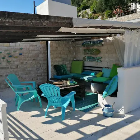 Simun Apartment